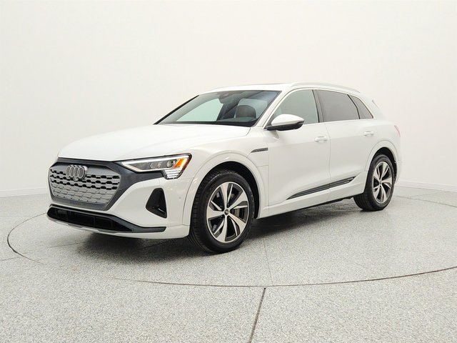 2024 Audi Q8 e-tron Premium Plus quattro