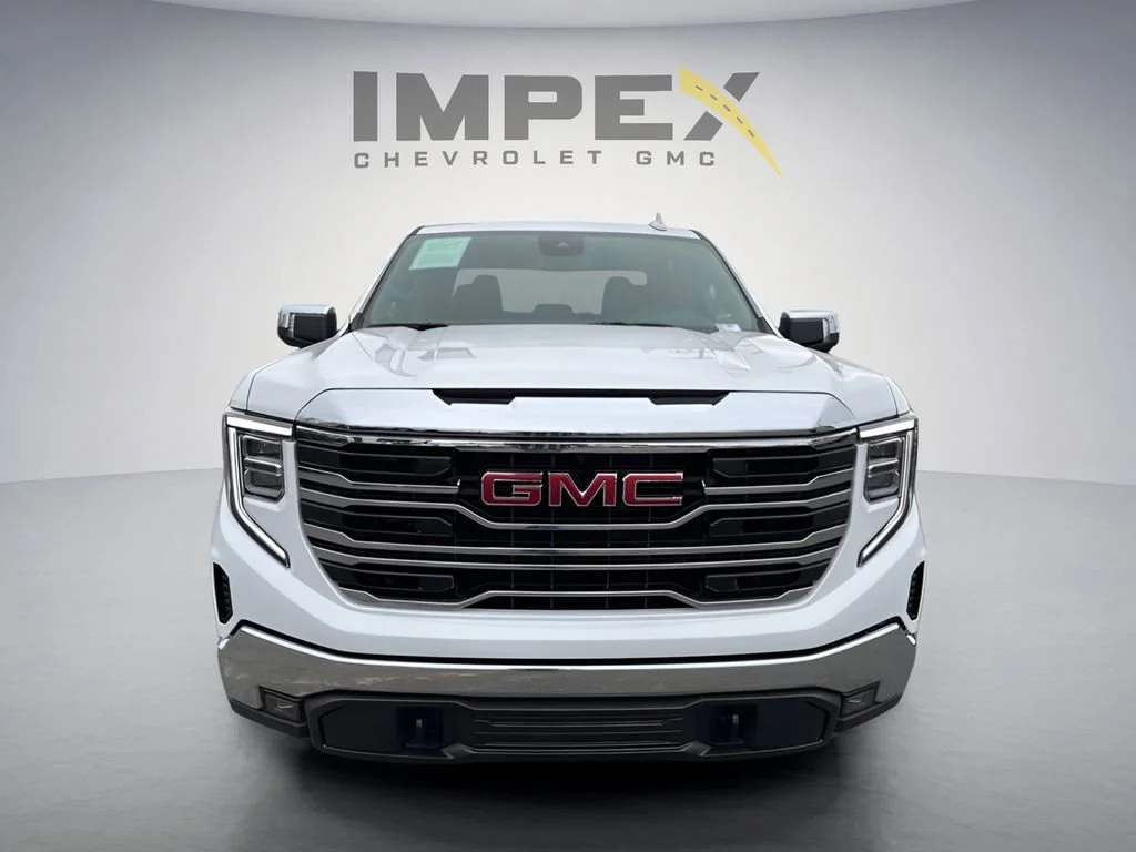 Used 2026 Summit White GMC SLT image 8