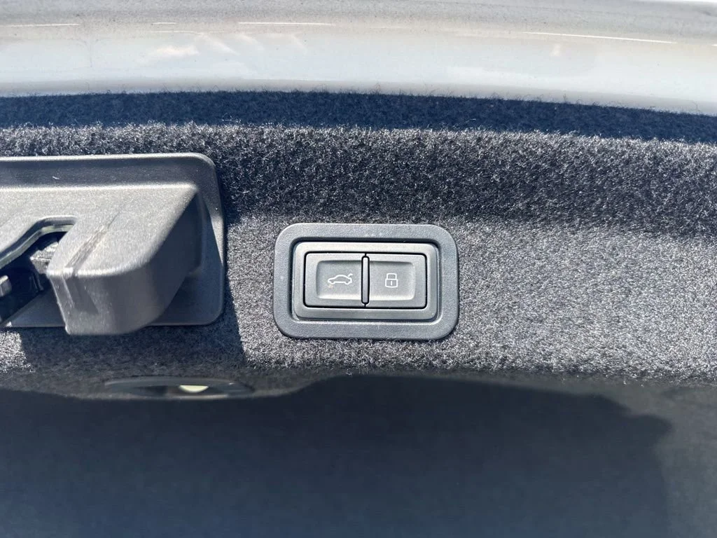 Used 2021  Audi Premium Plus image 38