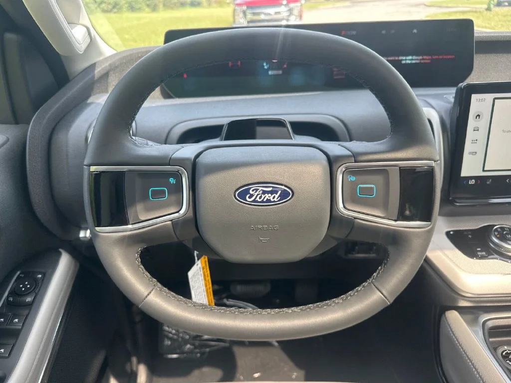 New 2027 Black Ford Active image 19