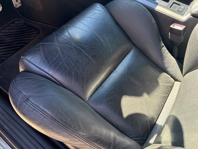 Used 2006 Blue Pontiac Base image 19