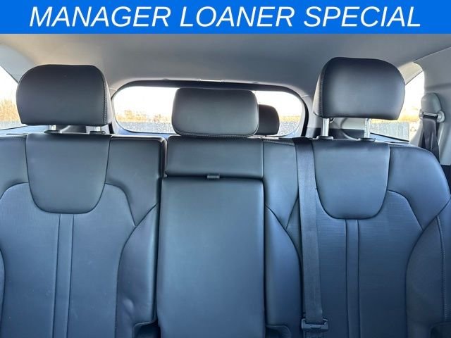 2025 Kia Sorento S - Photo 27