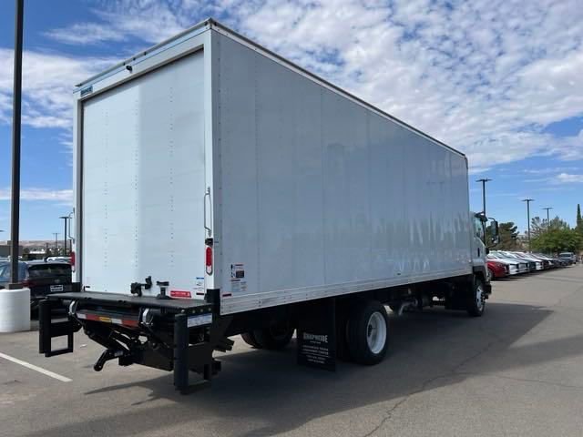 New 2024 Arc White Chevrolet MEDIUM ASH GRAY image 5