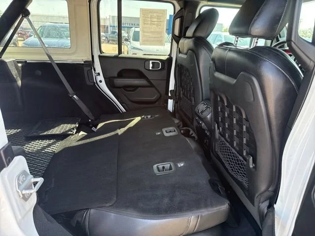 Used 2020 White Jeep Rubicon image 43