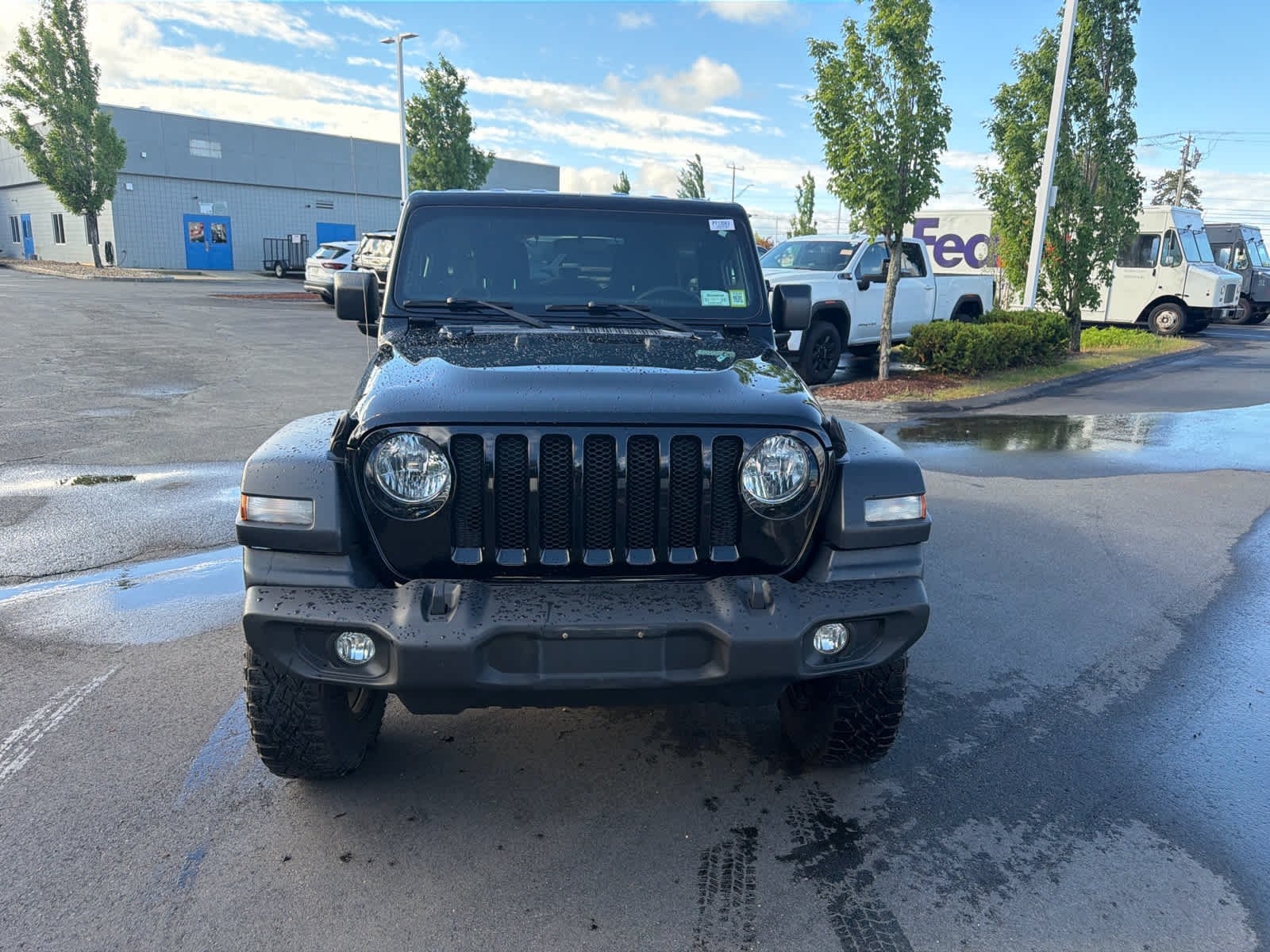 Used 2018 Black Clearcoat Jeep Sport S image 2