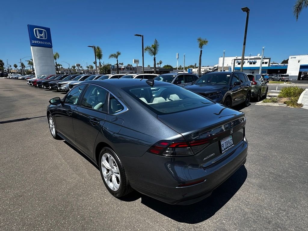 Used 2024  Honda LX image 6