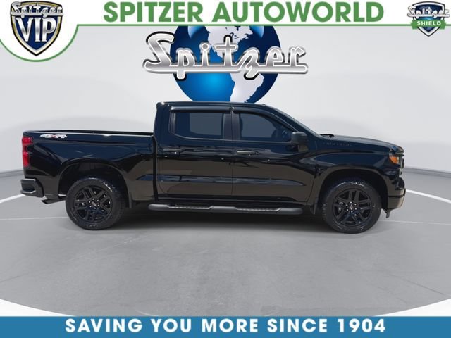 Used 2024 Black Chevrolet Custom image 10