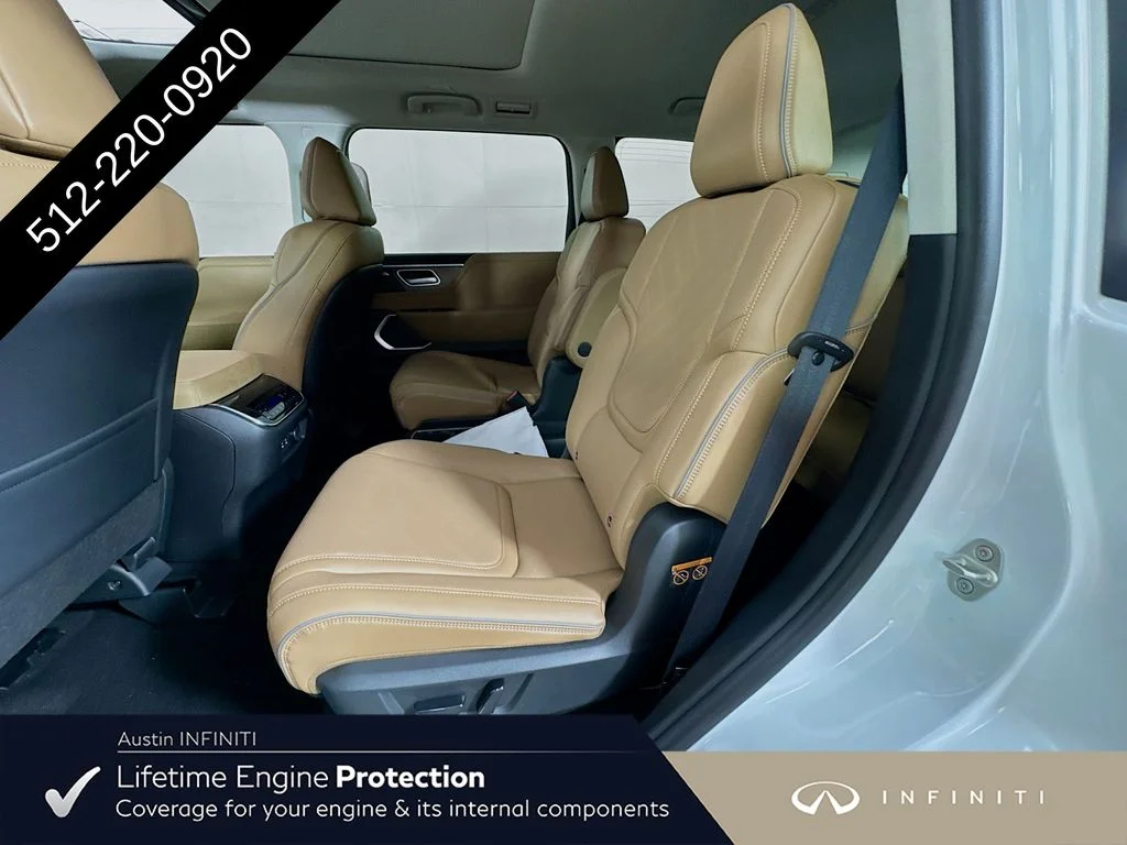 New 2027 White INFINITI LUXE image 31