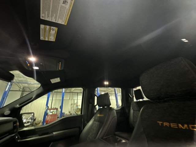 Used 2025 White Metallic Ford Tremor image 20