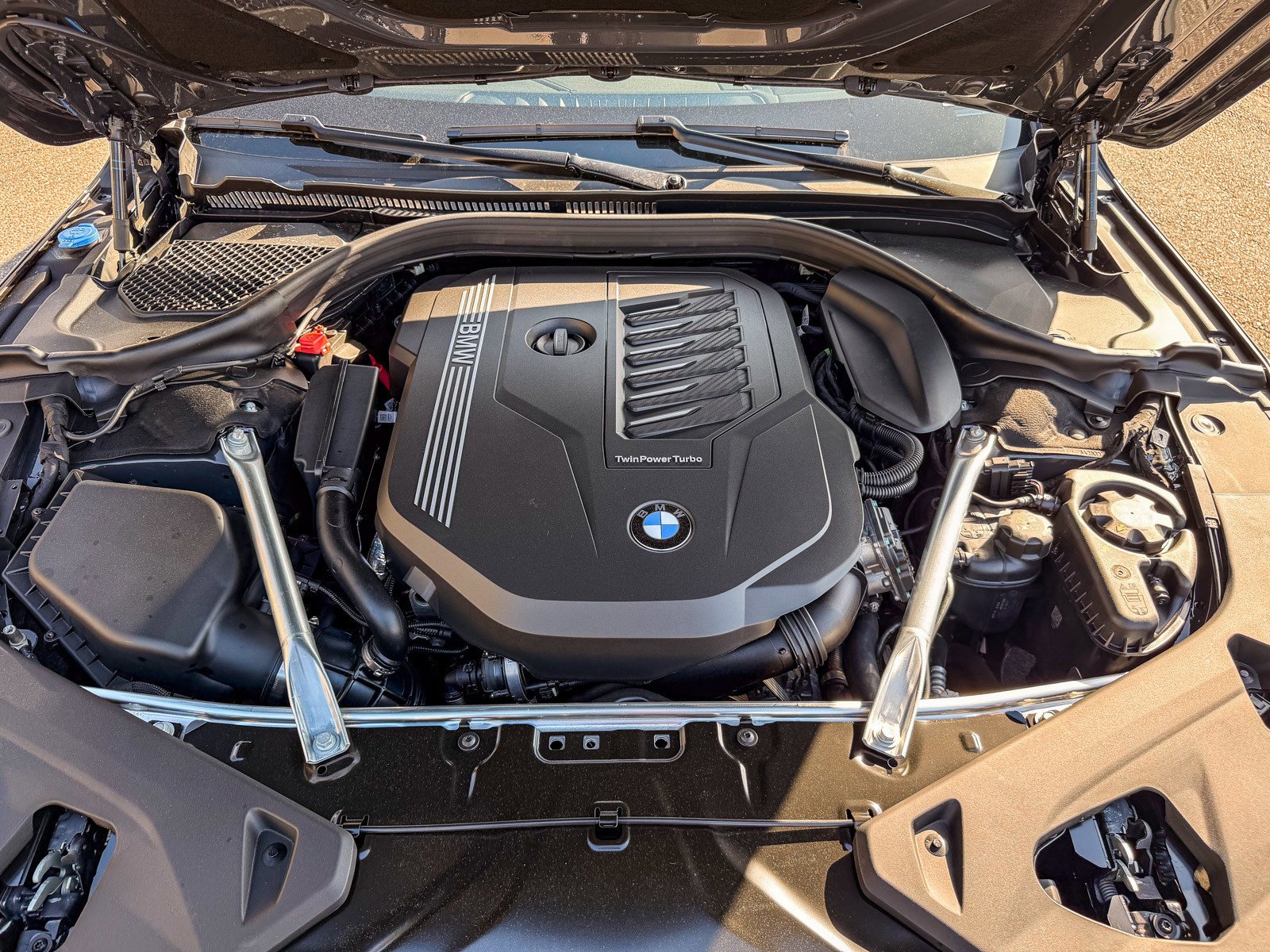 2026 BMW 8 Series 840i - Photo 25