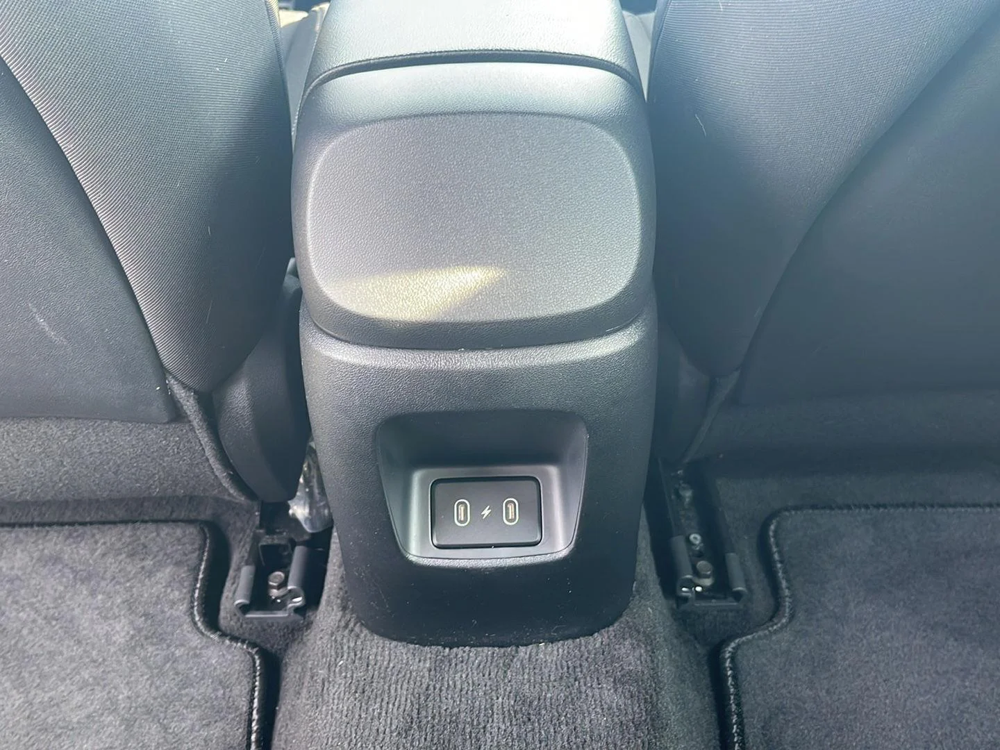 Used 2025 Abyss Black Hyundai SEL Sport image 22