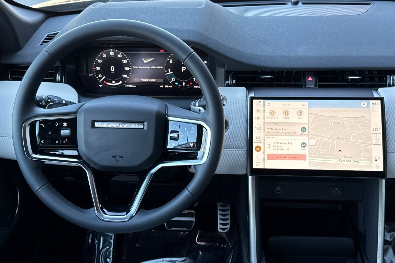 2025 Land Rover Discovery Sport Dynamic SE - Photo 15
