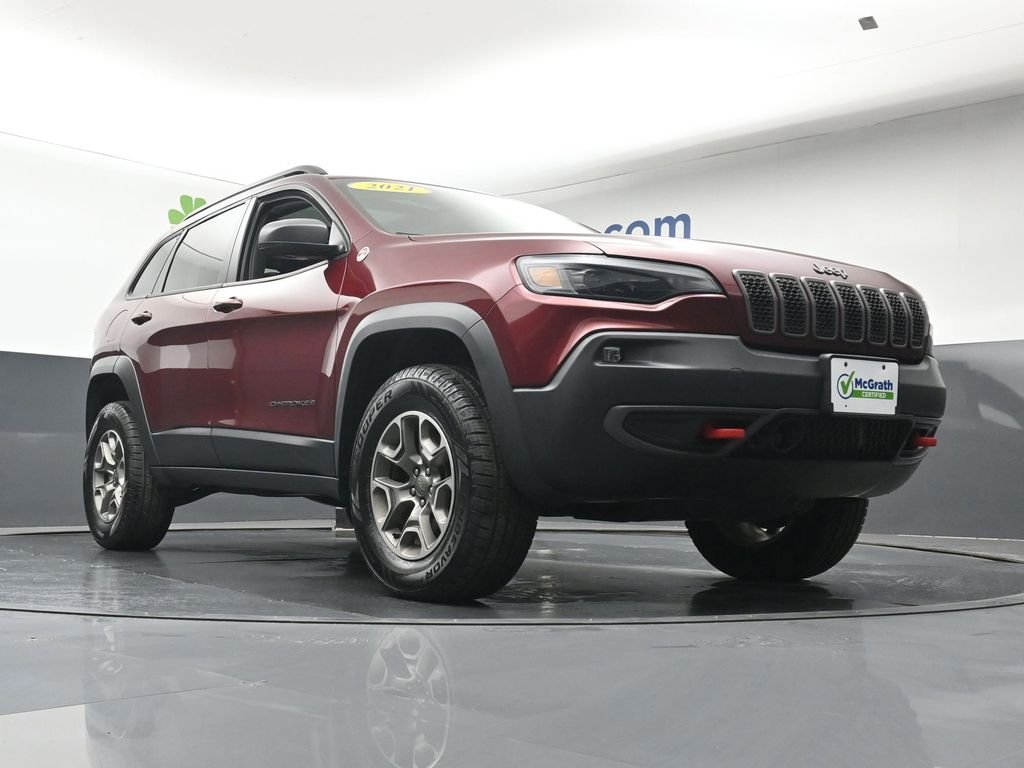 Used 2021 Red Jeep Trailhawk image 27