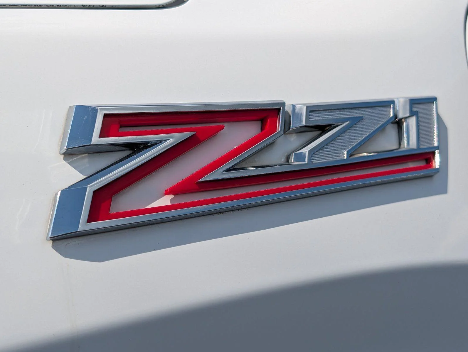 Used 2020 SUMMIT WHITE Chevrolet LT image 38