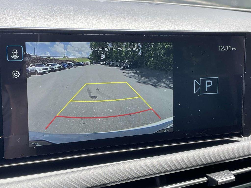 New 2025 White Hyundai SEL AWD image 27