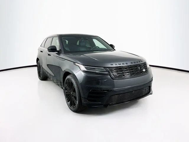 New 2026 Carpathian Gray Land Rover Dynamic SE image 3