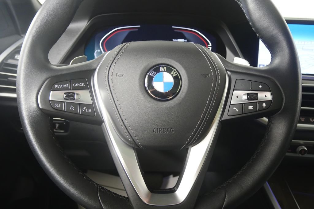 Used 2023 Jet Black BMW sDrive40i image 18