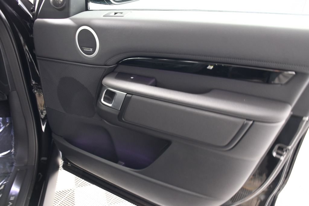 New 2026 Santorini Blk Land Rover S image 18