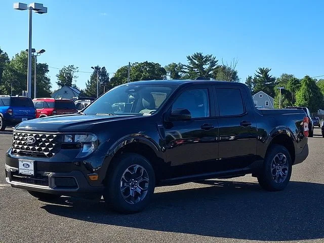 New 2026 Black Ford XLT image 2