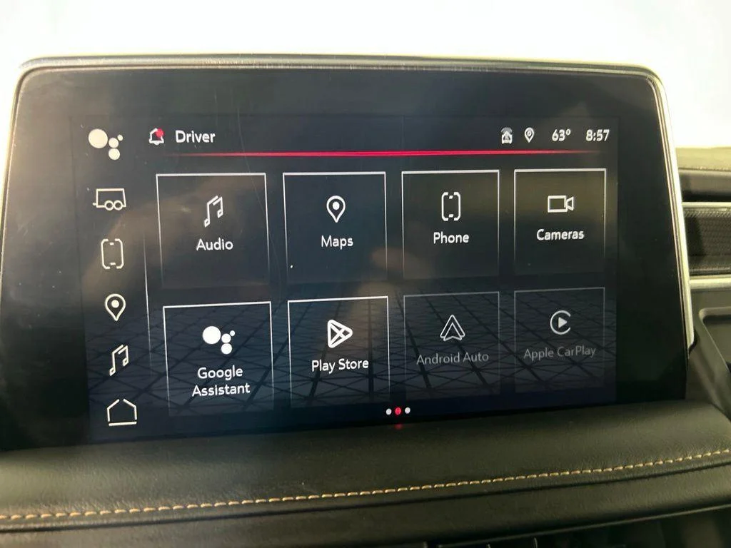 Used 2023 Sterling Metallic GMC AT4 image 24