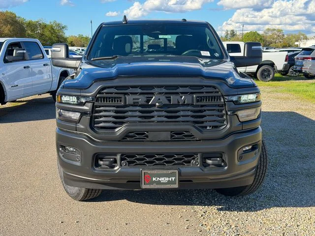 New 2026 Diamond Black Crystal Pearl-Coat Exterior Paint RAM Tradesman image 3