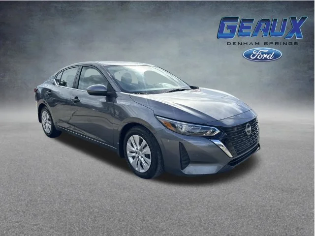 Used 2025 Gray Nissan S image 1