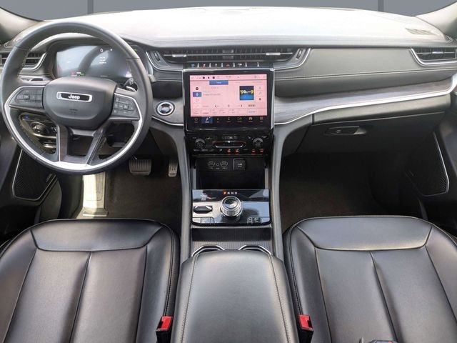 Used 2024 Silver Jeep 4xe image 14