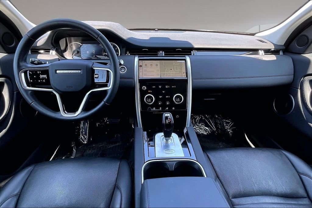 Used 2023 Santorini Black Metallic Land Rover S image 7