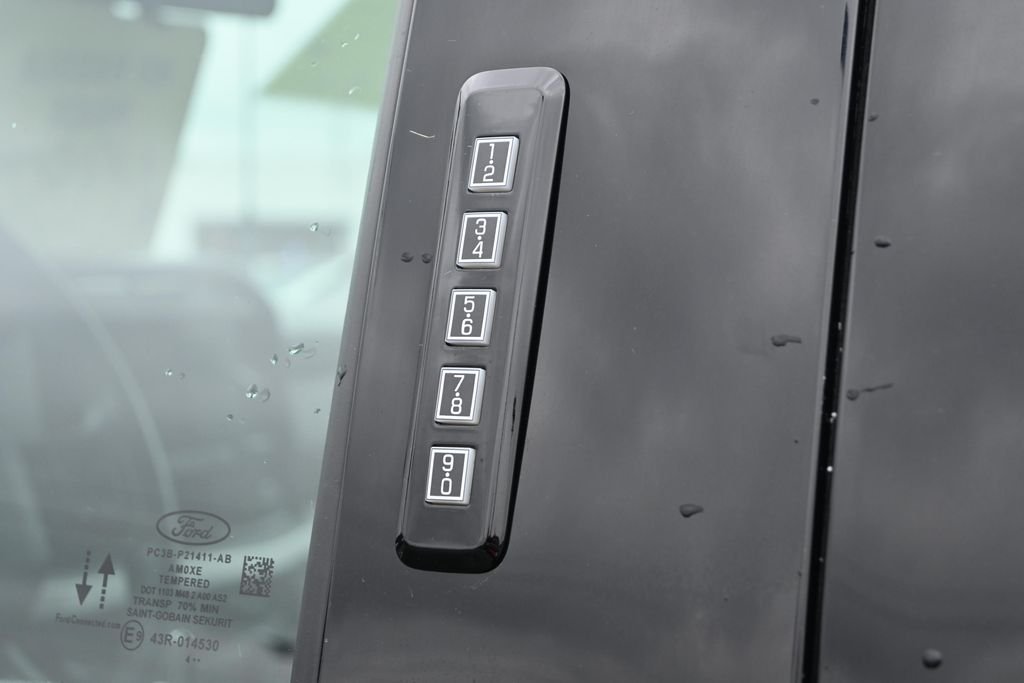 Used 2024 Gray Ford XLT image 13