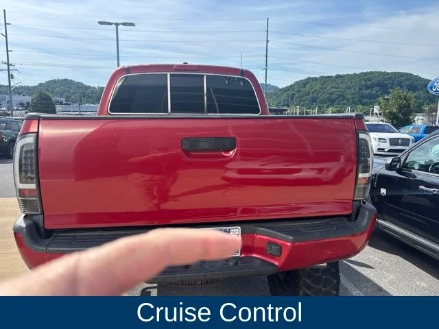 Used 2011 Red Toyota Base image 12