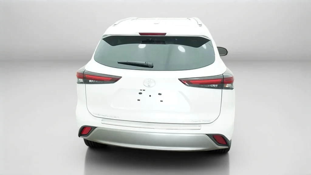 New 2026 Wind Chill Pearl Toyota Platinum image 12