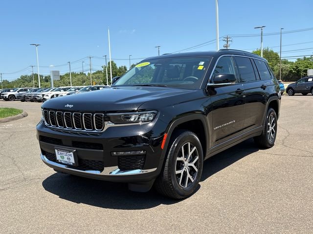 Used 2023 Black Jeep Limited image 5