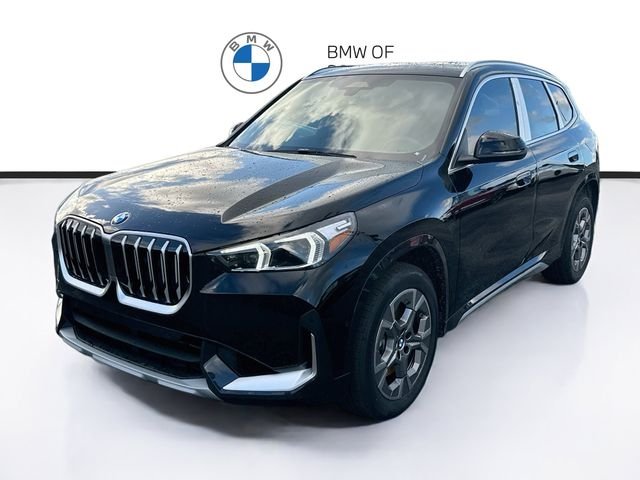 New 2027 Black BMW xDrive28i image 3