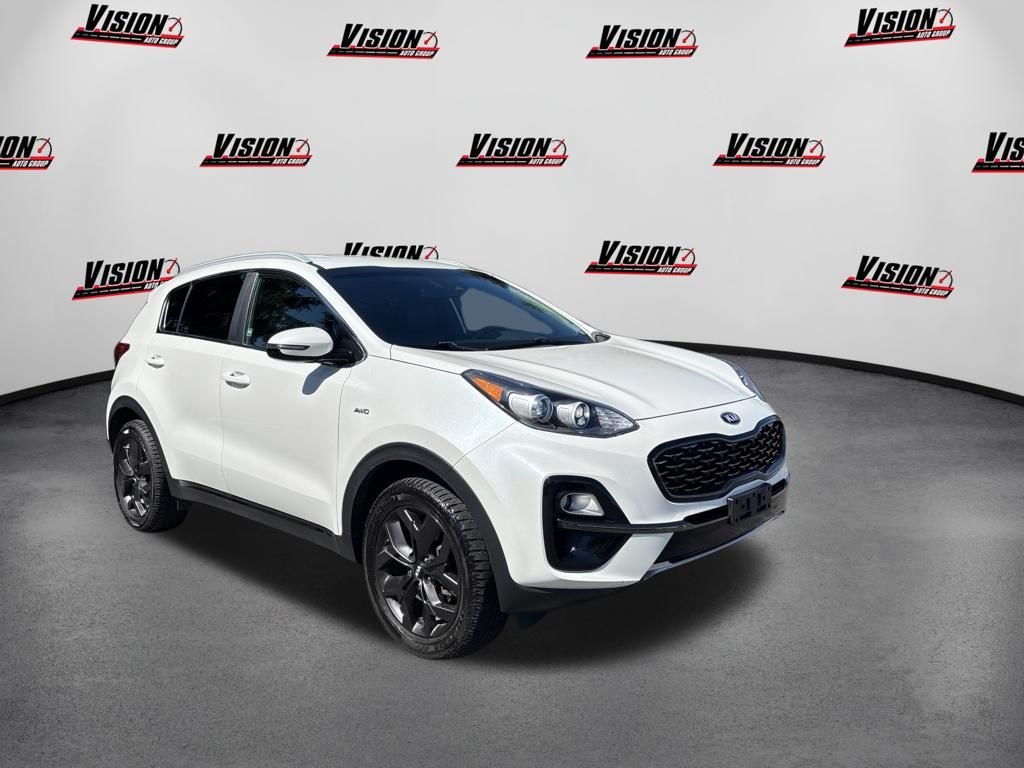 Used 2020 White Kia S image 3