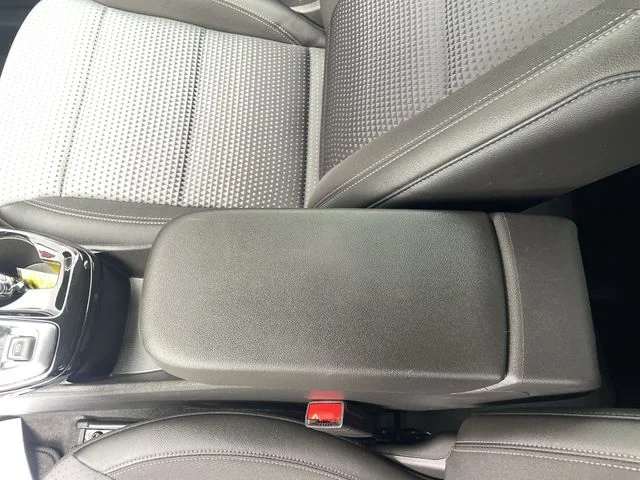 2025 Chevrolet Trax LT - Photo 27