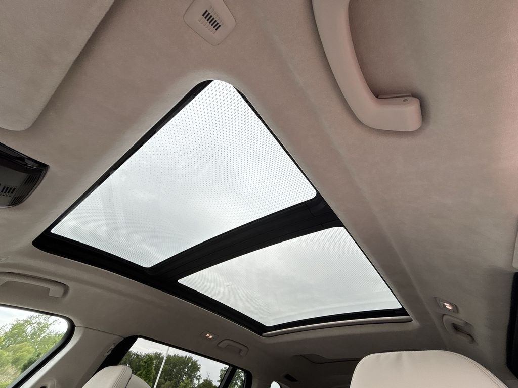New 2026 Gray BMW ALPINA XB7 image 16