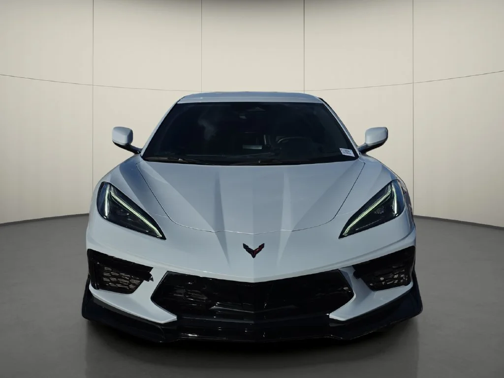 Used 2024 White Chevrolet Stingray image 2