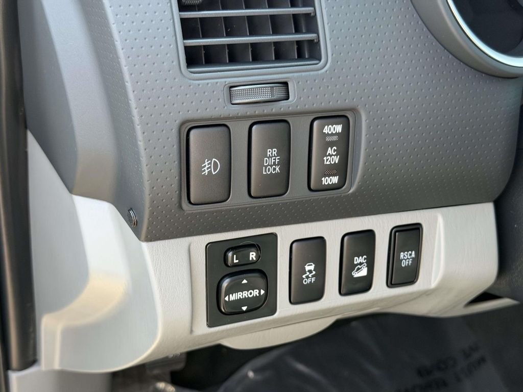 Used 2015 Gray Toyota Base image 18