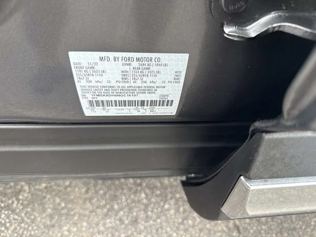 Used 2022 Gray Ford XLT image 28