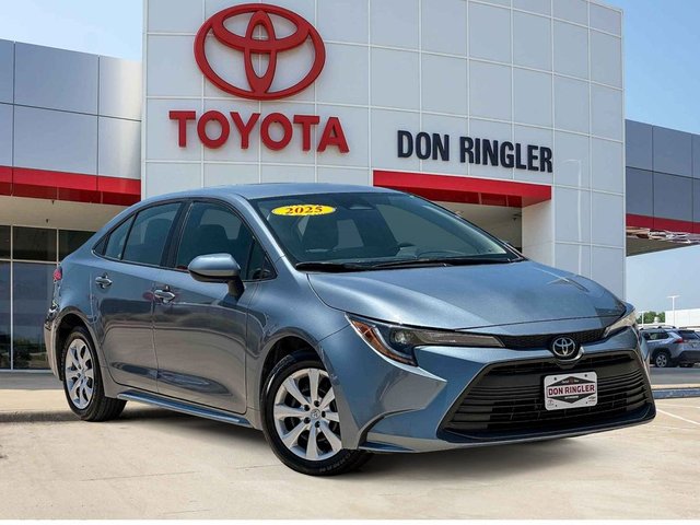 2025 Toyota Corolla LE