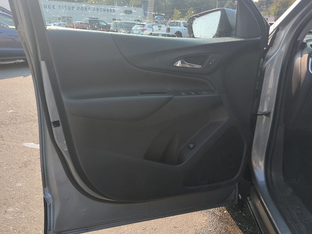 Used 2024 Gray Chevrolet LT image 13