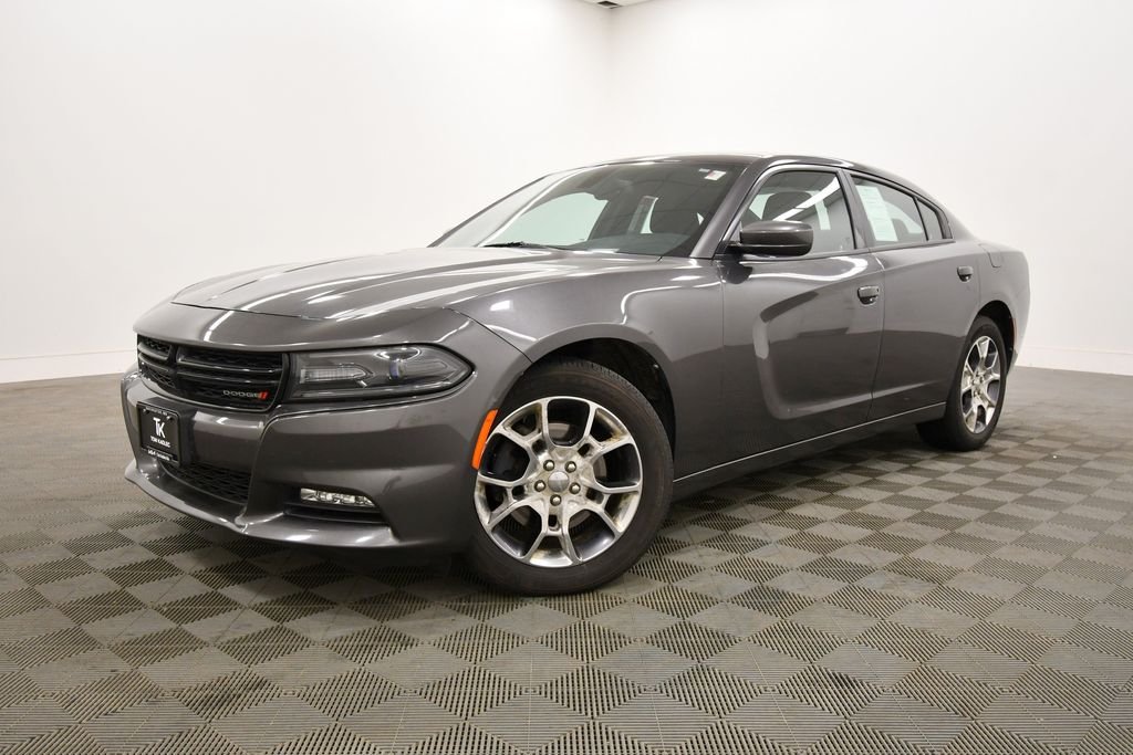 Used 2016 Dodge Charger SXT with VIN 2C3CDXJG8GH304189 for sale in Rochester, Minnesota