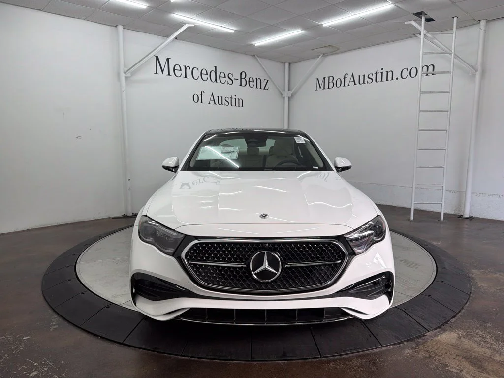 New 2027 White Mercedes-Benz E 450 image 2