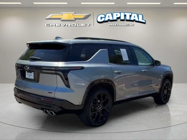 Used 2024 Gray Chevrolet RS image 5