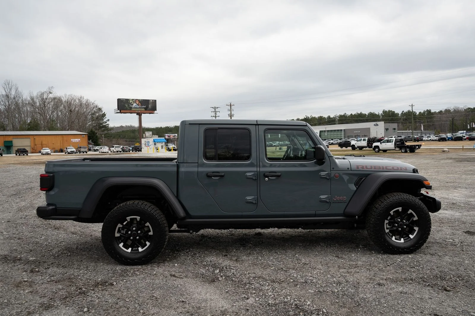 New 2026 Anvil Clear-Coat Exterior Paint Jeep Rubicon image 11