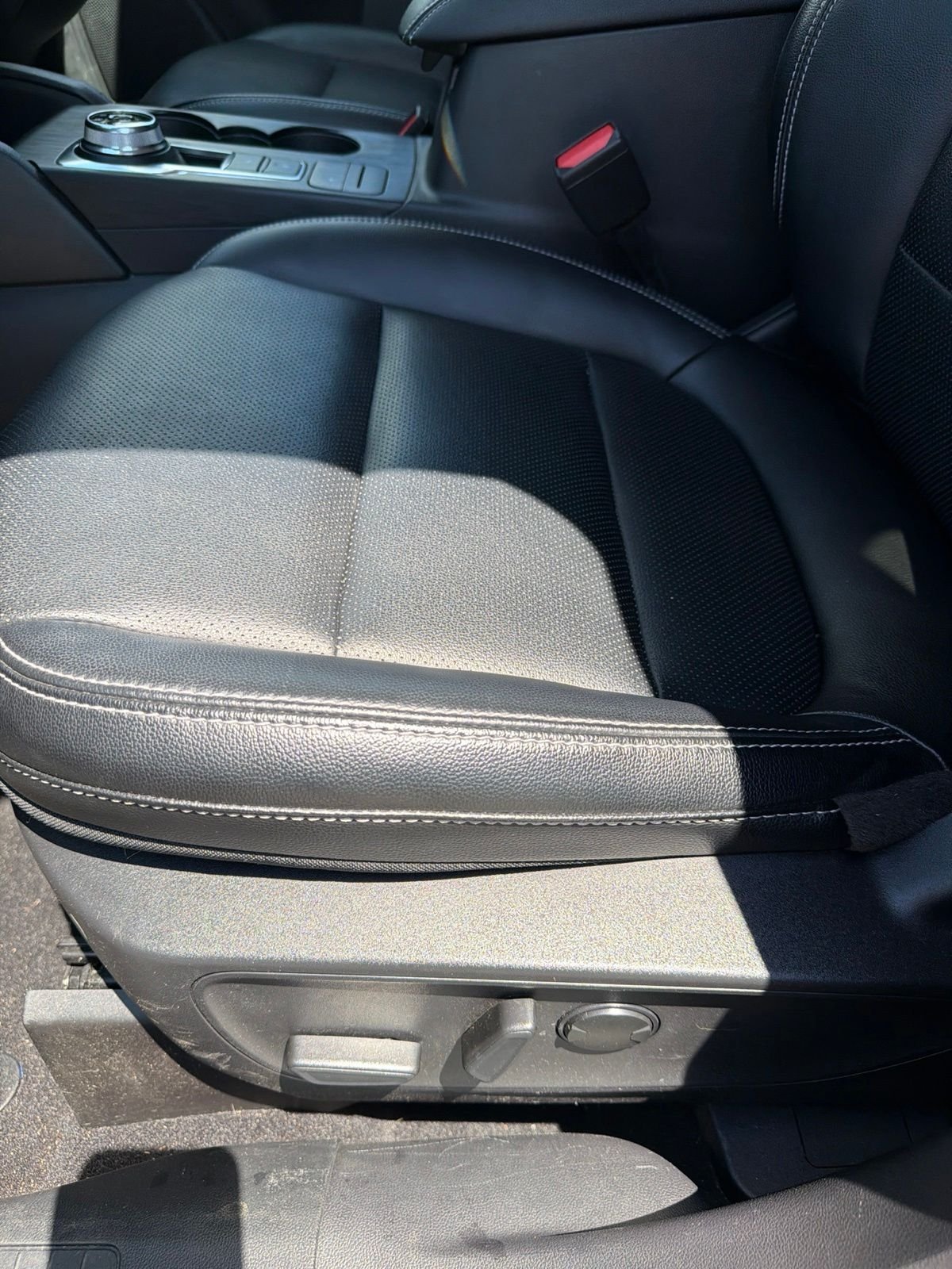 Certified Used 2022 Blue Ford SEL image 20