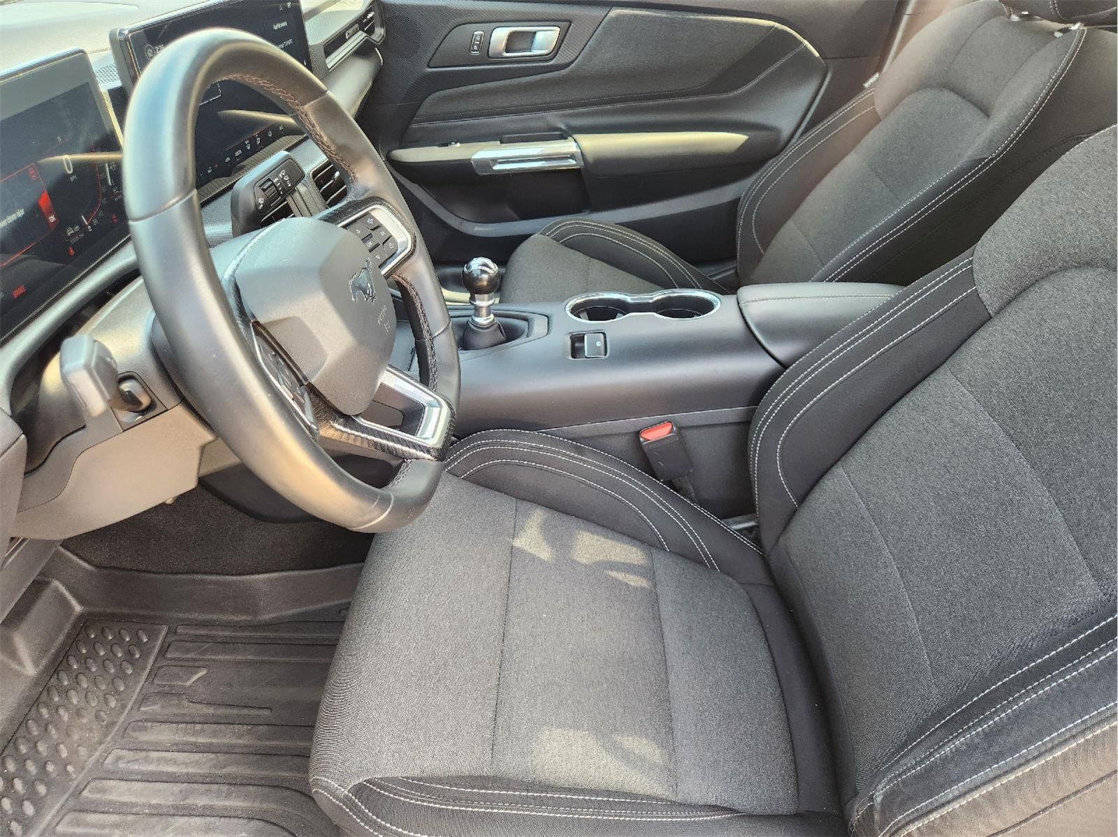 2024 Ford Mustang photo 13 of 33
