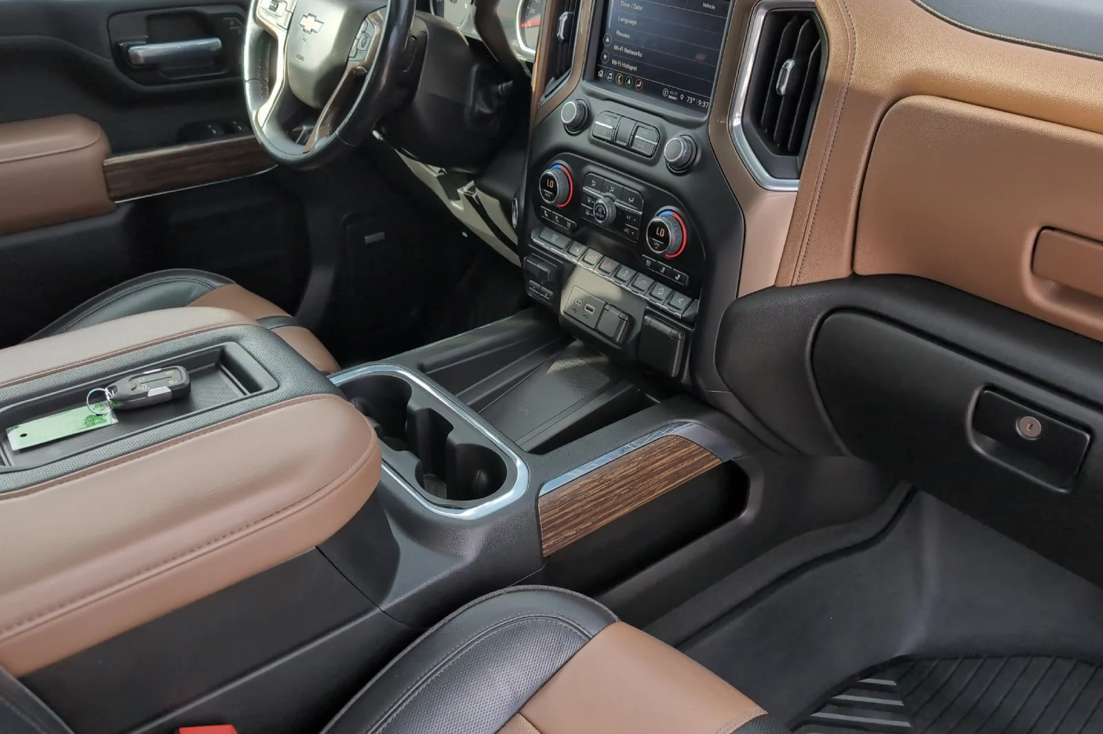 Used 2022 CHERRY RED TINTCOAT Chevrolet High Country image 16