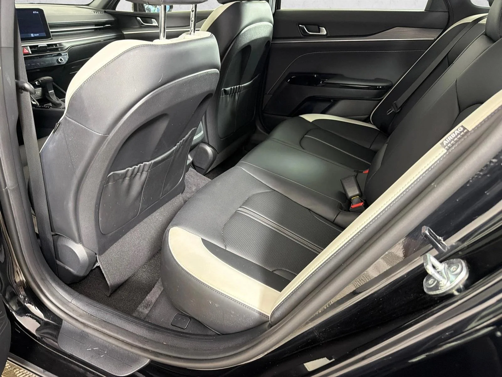 Used 2025 Silver Kia GT-Line image 21