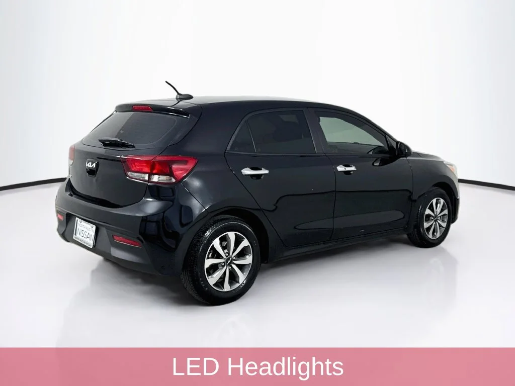 Used 2022 Black Kia S image 7